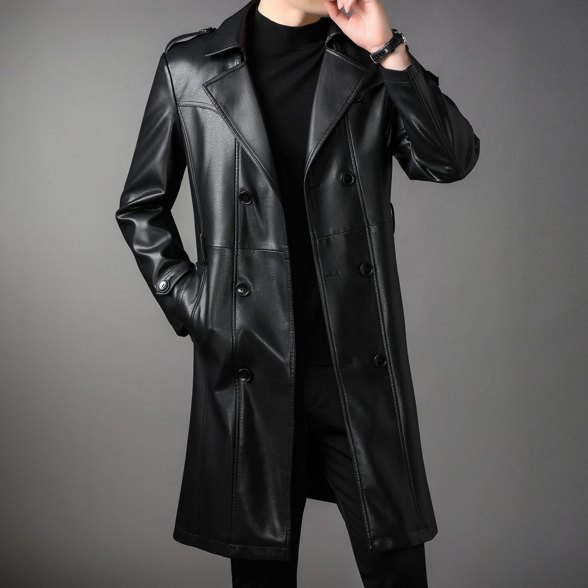 Zwarte Trenchcoat met Revers en Elegantie