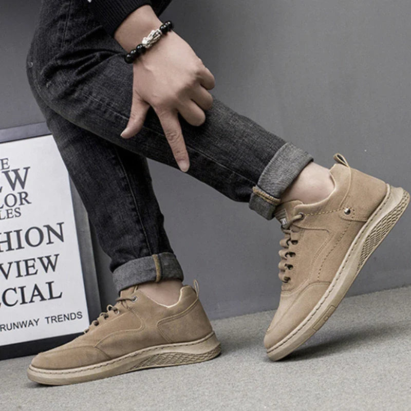 Heren Minimalistische Suède Sneakers – Stijlvol en Comfortabel